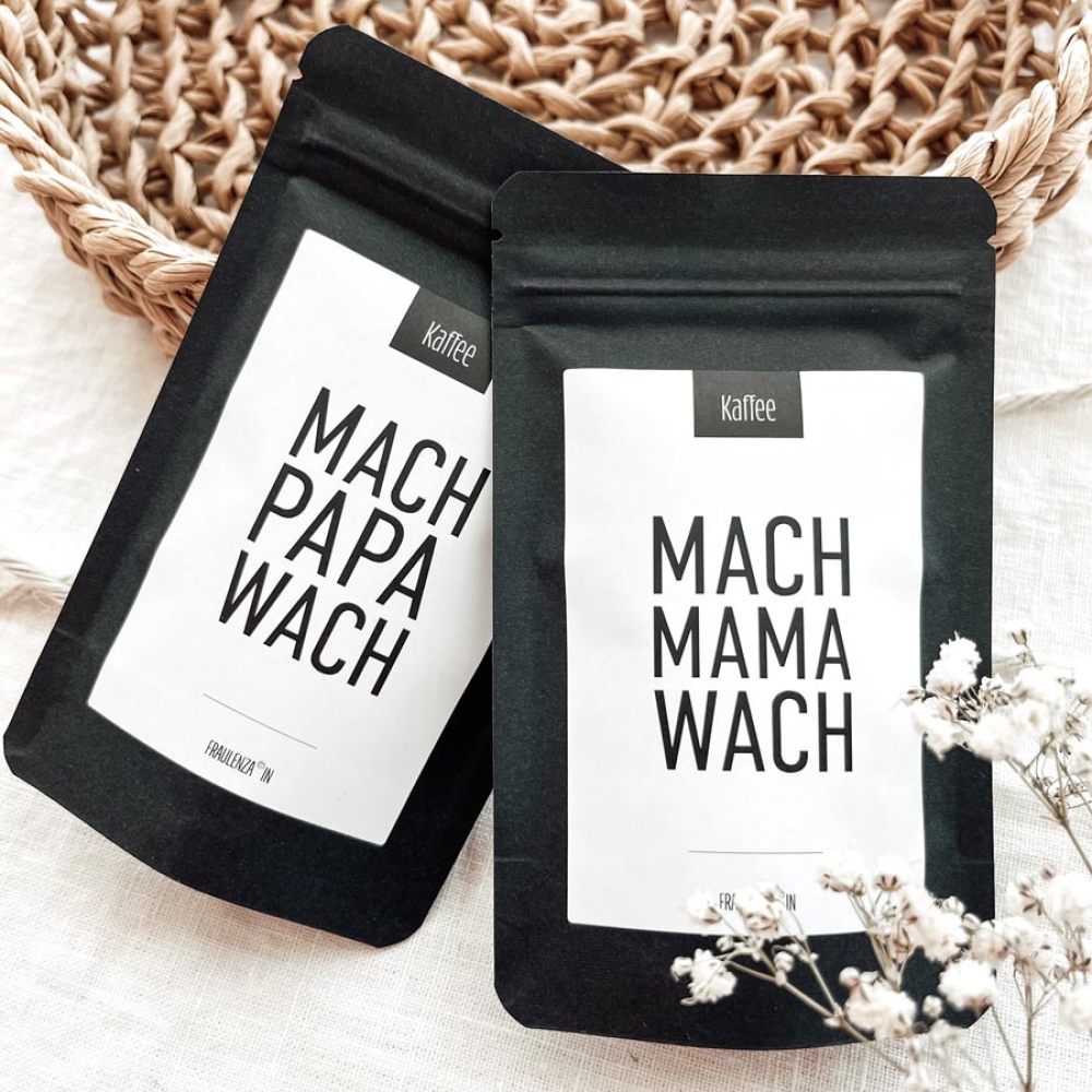 Geschenkbeutel schwarz mit der Aufschrift mach mama wach